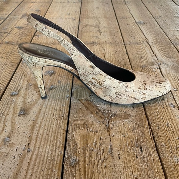 Donald J Pliner Cork Slingback Heels Stiletto Sandal Shoe 9 - Picture 4 of 15